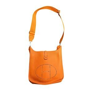Hermès 2010 Taurillon Clemence Orange PM Evelyne III Shoulder Bag